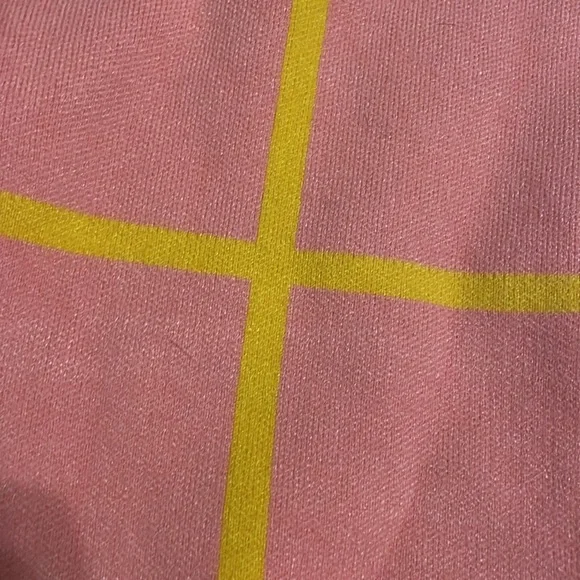 Vintage/ Retro style Pink Lily turtleneck sweater - Picture 4 of 4